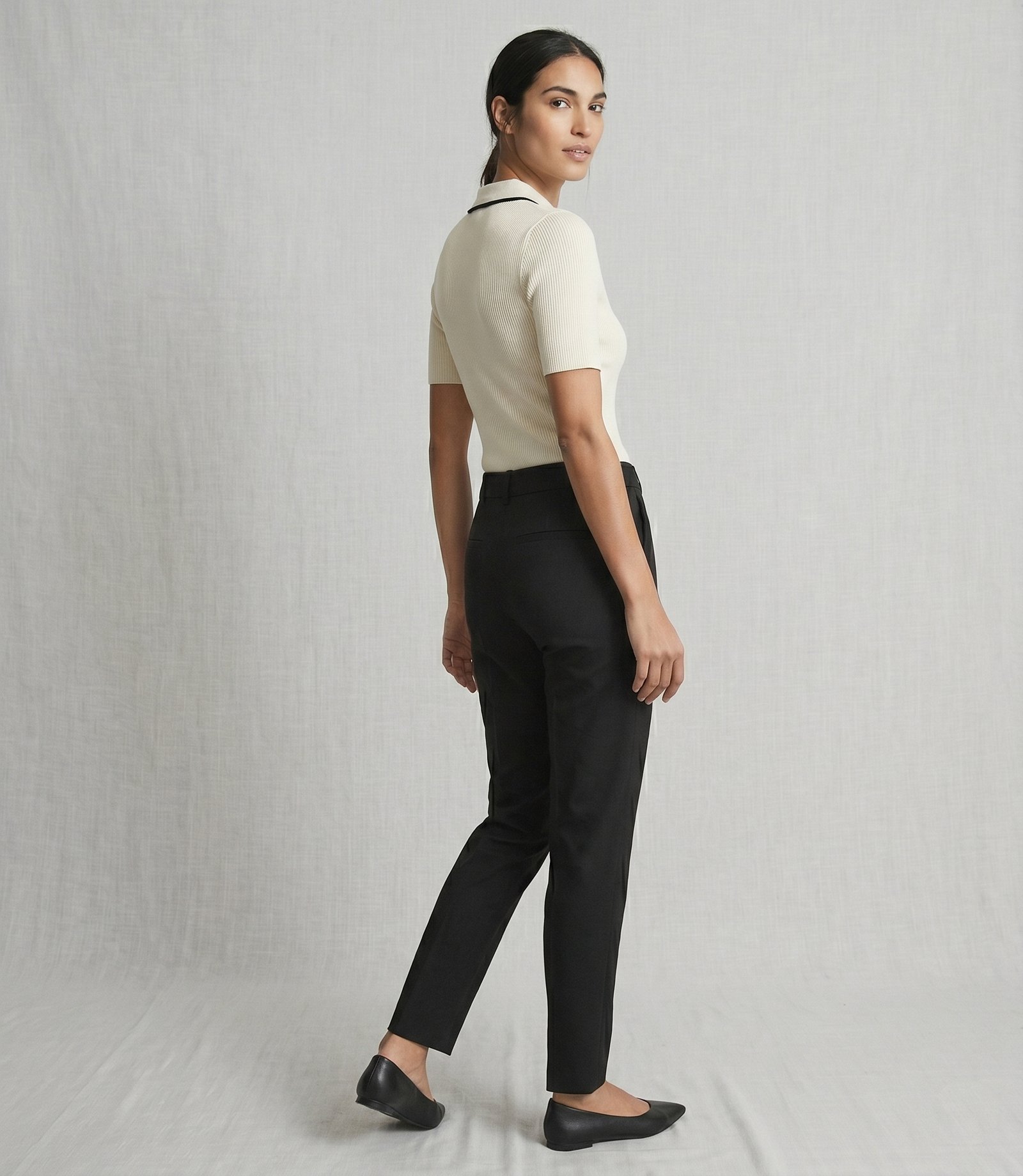 Contrast Trim Knit Polo Top – Ivory - Image 3